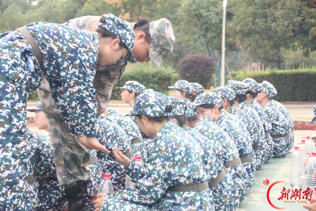 青春正步走丨我眼中的军训现场