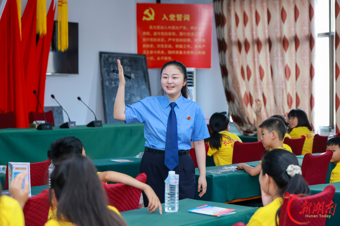 翻山越岭，只为公平正义——记第八届湖南省“人民满意的公务员集体”桑植县人民检察院