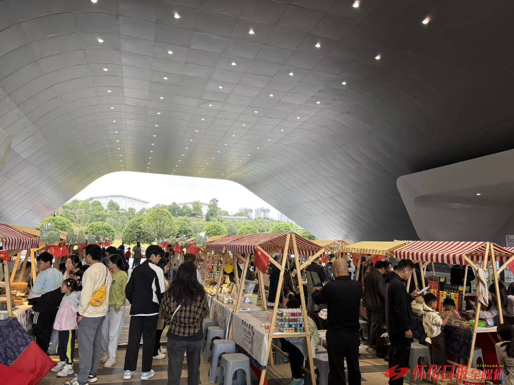 国庆七天 乐在五溪㉕|跟着电影赏非遗!怀化市博物馆国庆主题非遗集市开启精彩联动