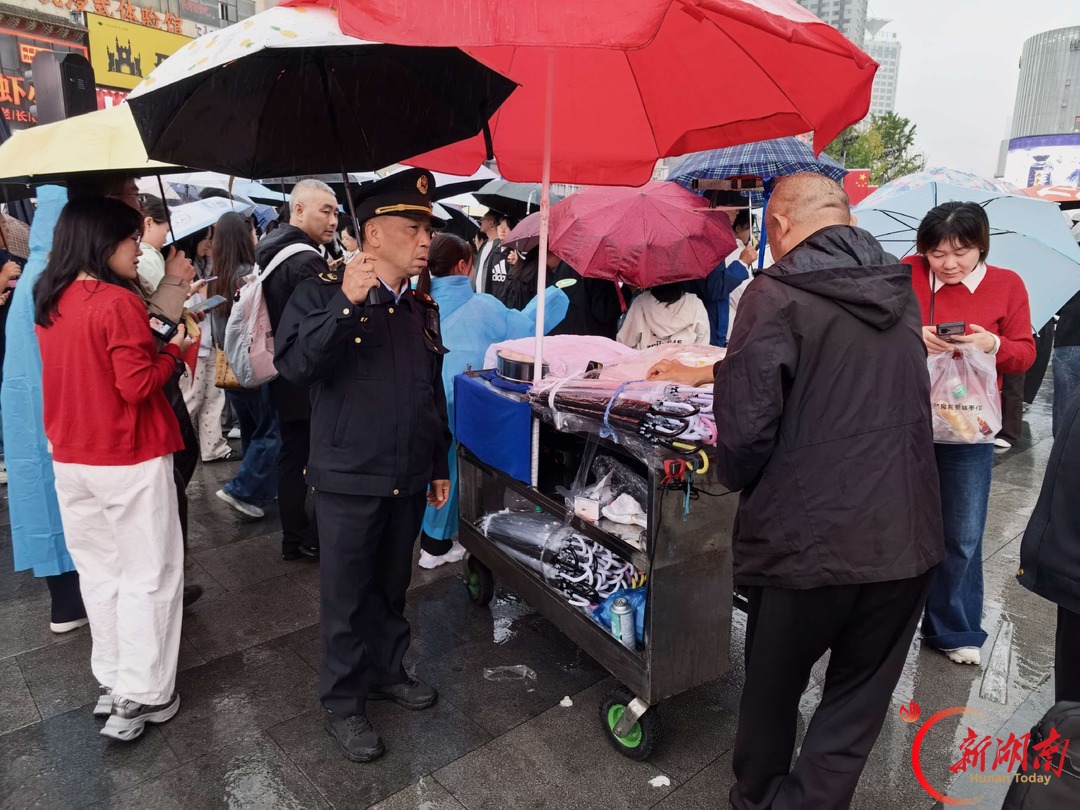 芙蓉区行政执法局国庆假期织密城市保障网