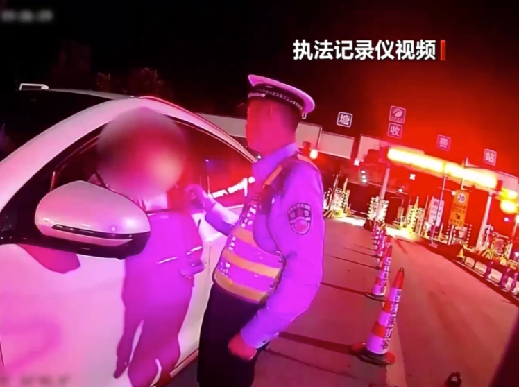 昨晚喝了酒，今天开车也可能算酒驾？