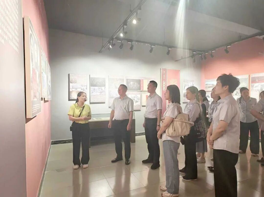 株洲市公共资源交易中心组织党员干部开展红色教育活动