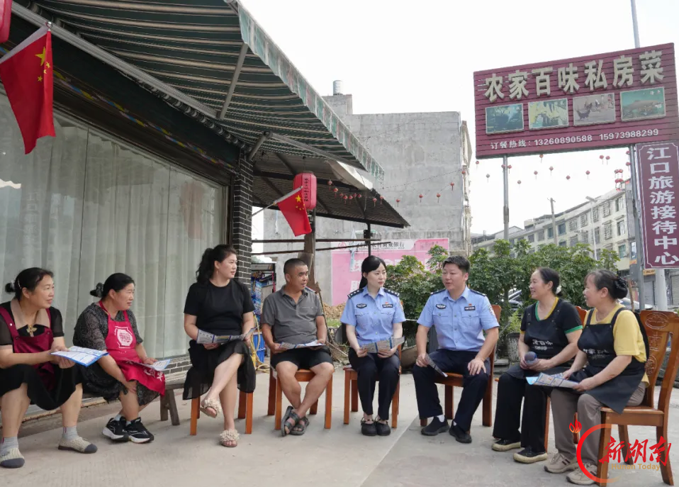 走街串巷话平安，守护百姓“钱袋子”