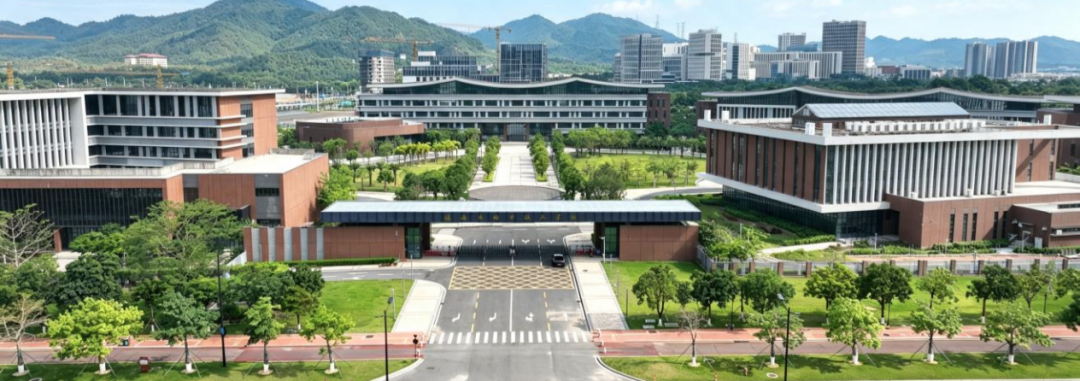 格力技工学校迎首届新生：326名学生报到，机电、制冷相关专业受热捧