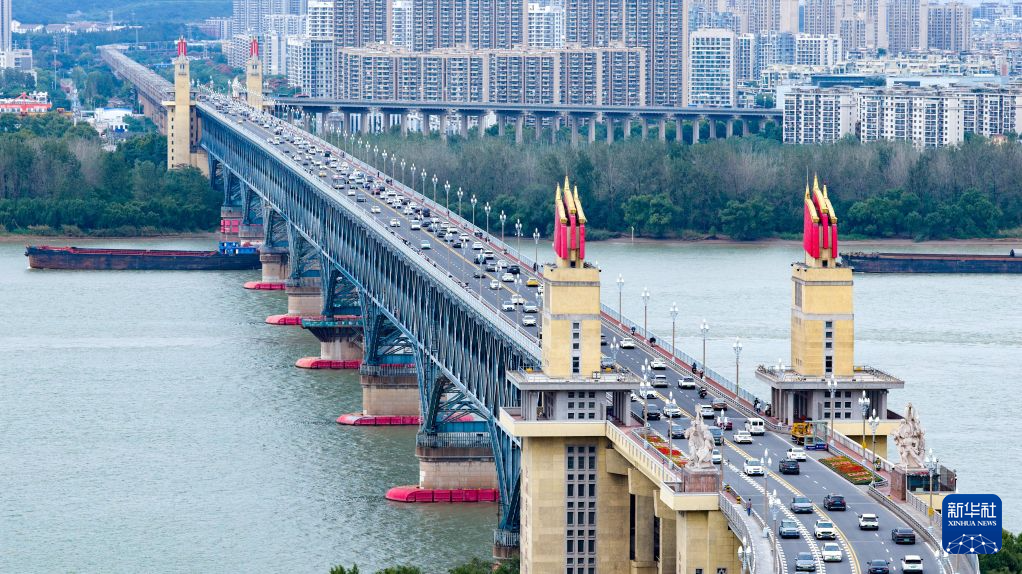 这个假期,“跳城游”火了?