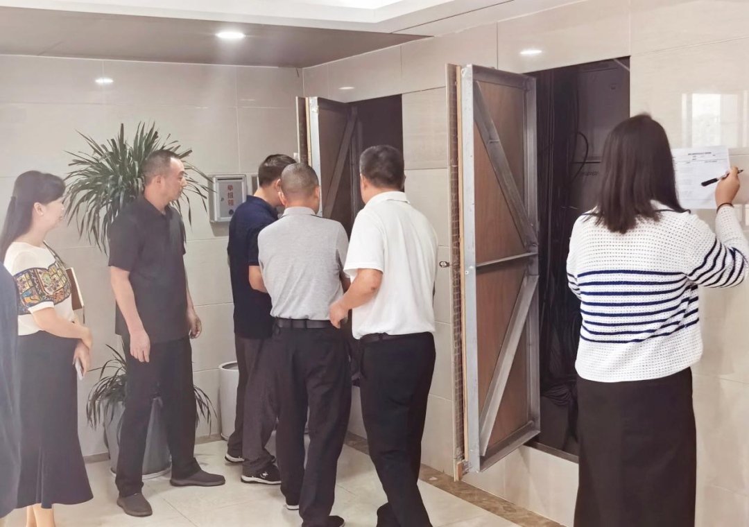 湖南农业集团党委委员、副总经理伍湘东一行督导扶贫公司安全生产工作