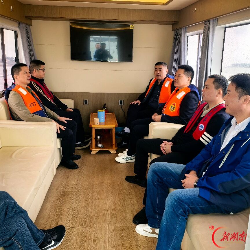 湘阴县:联合巡河护碧水 同心检查守安全