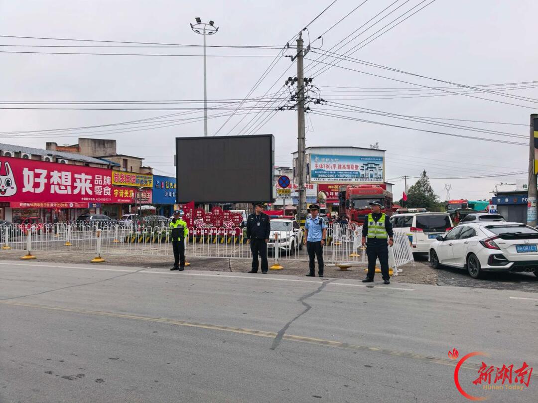 国庆守护不打烊 湘阴交通执法全员在岗护航道路水路平安