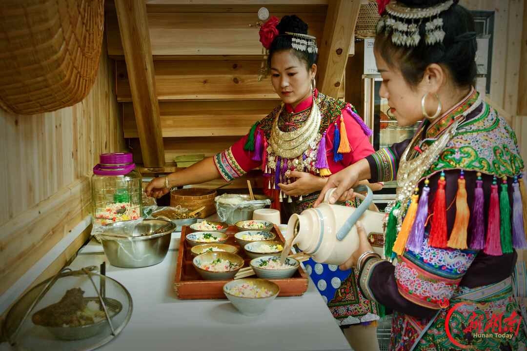 国庆七天 乐在五溪㊾|通道:一碗侗家油茶,满是侗乡风情