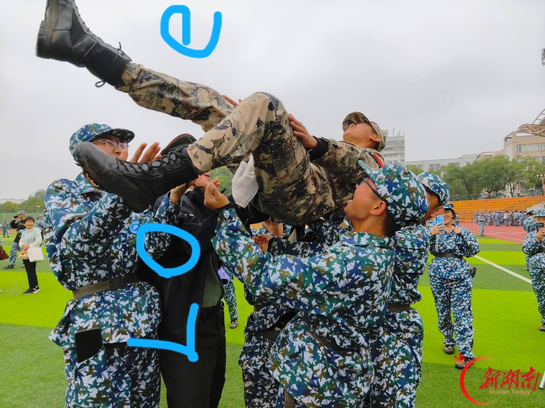青春正步走|思政五班:迷彩砺初心,步履向远方