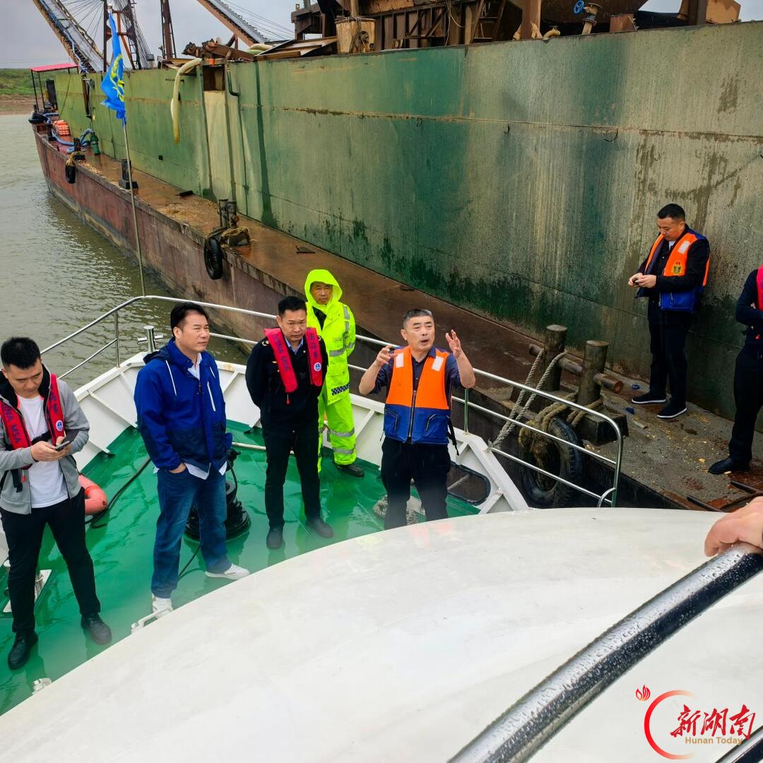 湘阴县:联合巡河护碧水 同心检查守安全