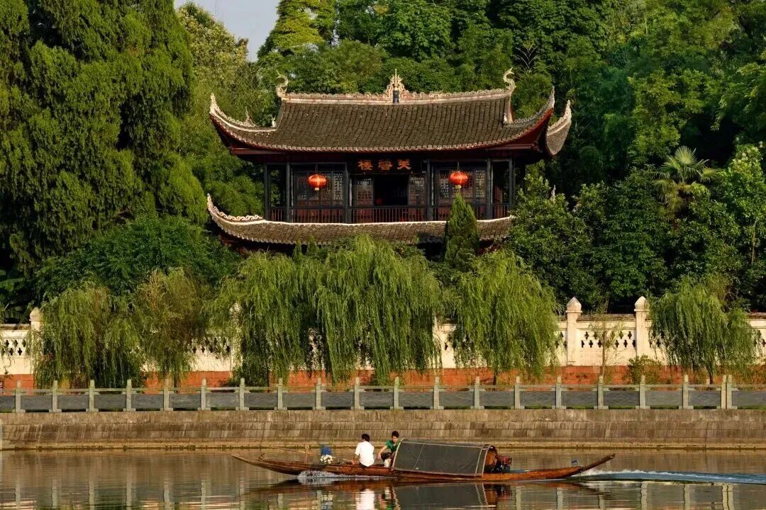这个国庆，跟着课本游湖南！