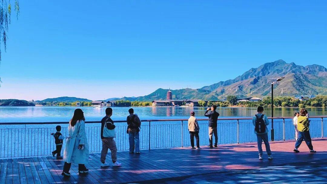 免费了!雁栖湖升级开放式滨水公园