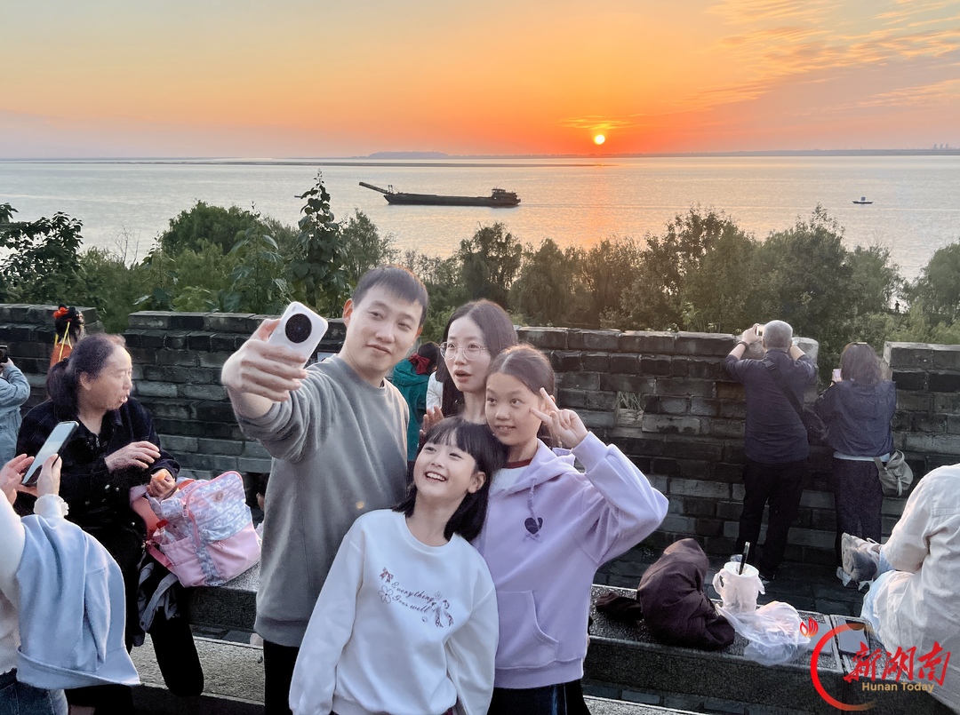 图集|洞庭夕照醉游人