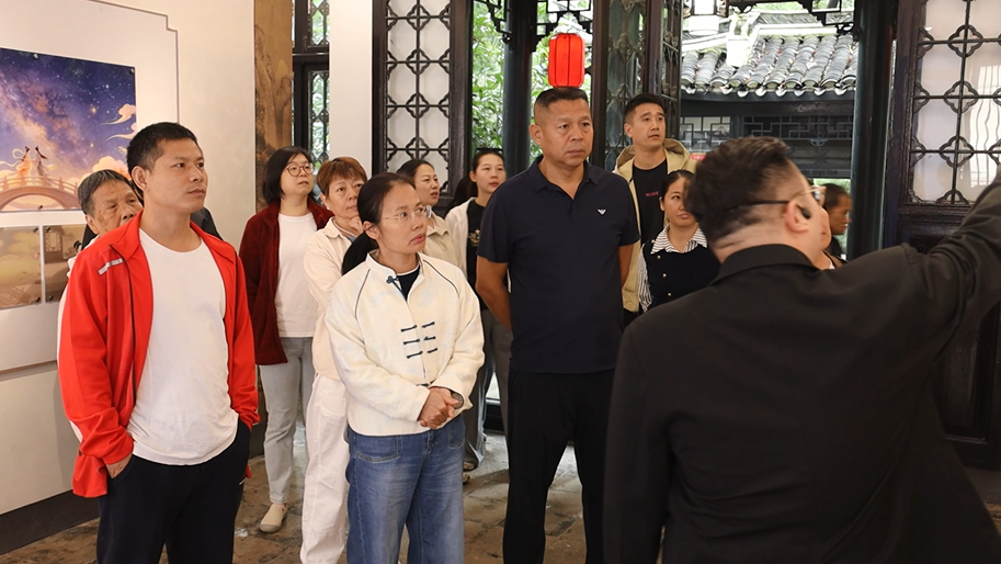 国庆郴州最火新地标!千年词人“秦观”在苏仙岭等你来打卡!