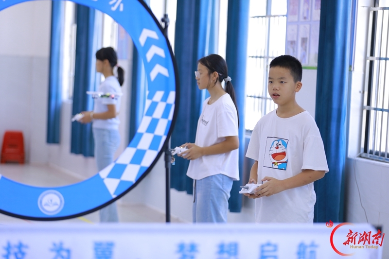 科技点亮假期生活