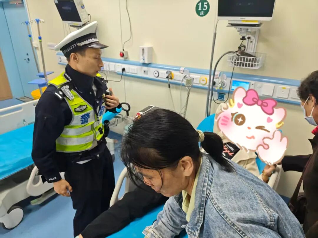 国庆假期,衡阳街头的最美 “警” 色