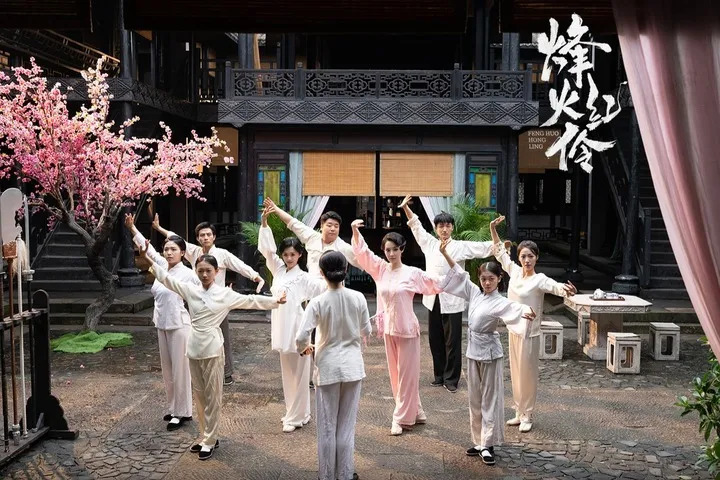 这部被称为国庆档“后劲最大”的短剧，凭什么火了？