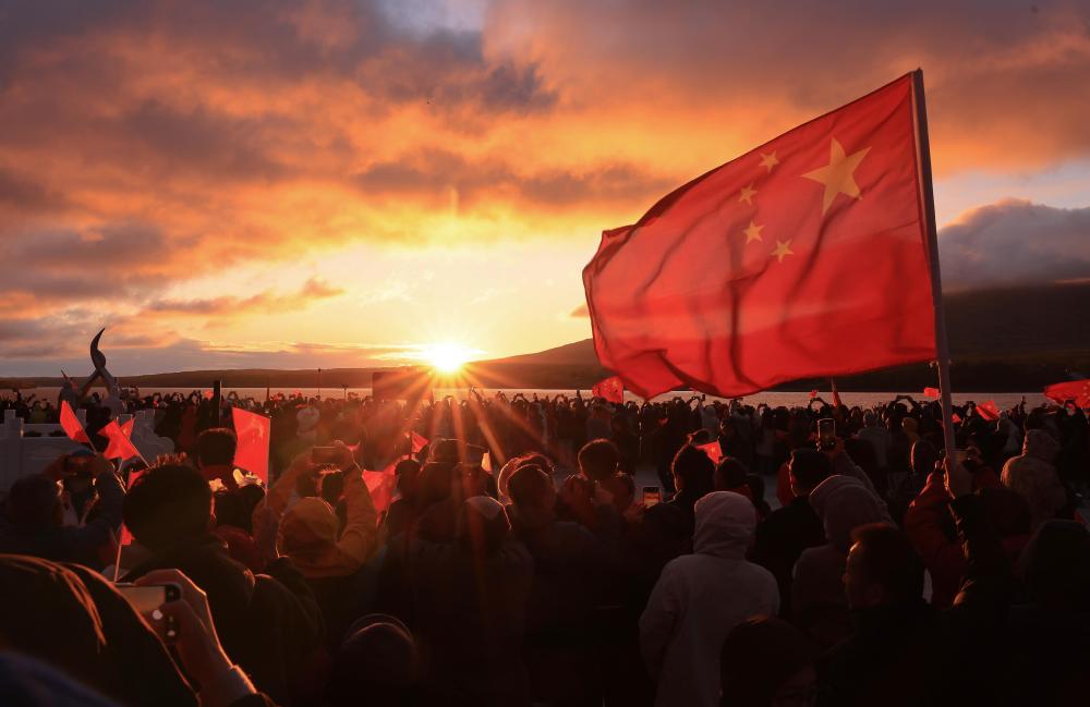 新华社镜头里的国庆假期