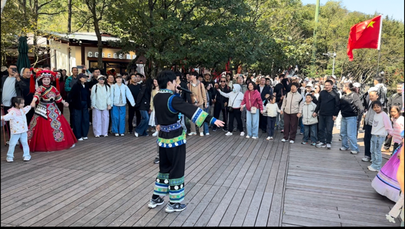 “十一”乐游张家界丨火热收官!永定国庆假期藏着超多惊喜画面