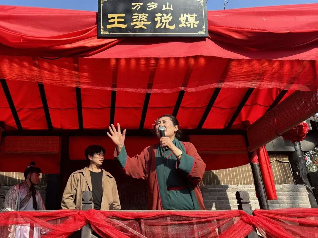 NPC席卷全国景区,它到底带来了什么?