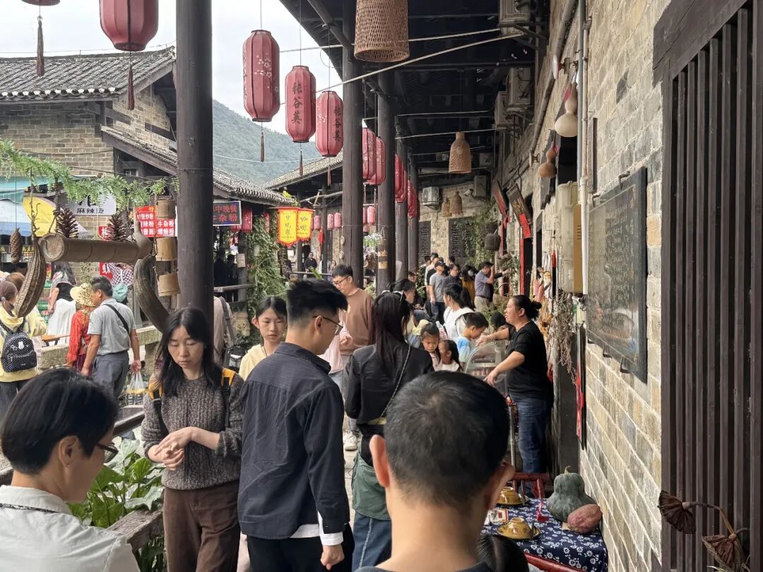 国庆假期，岳阳热闹值爆表！