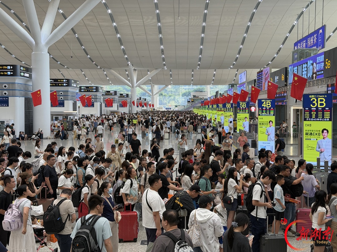 2072.1万人次！国庆假期广铁发送旅客创历史新高