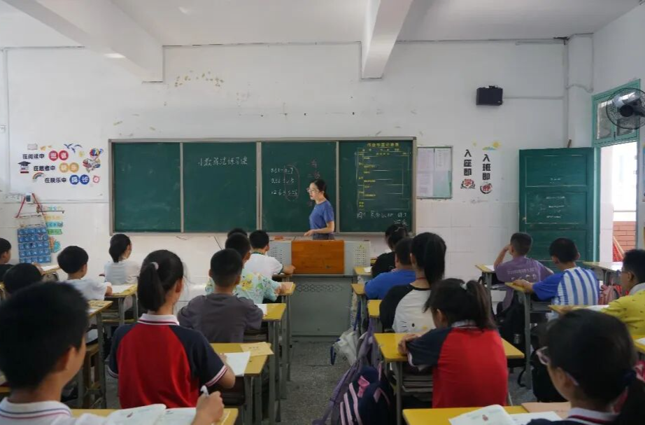 师者如光|从乡村讲台到县域教研骨干,扶慧玉:匠心育桃李,深耕绽芳华