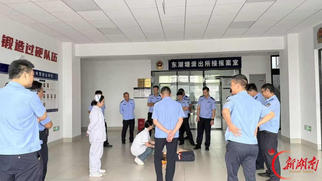 宁乡市东湖塘镇卫生院多场景开展急救演练 提升应急救治能力