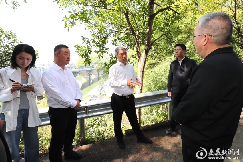 曾超群赴冷水江市检查安全生产工作