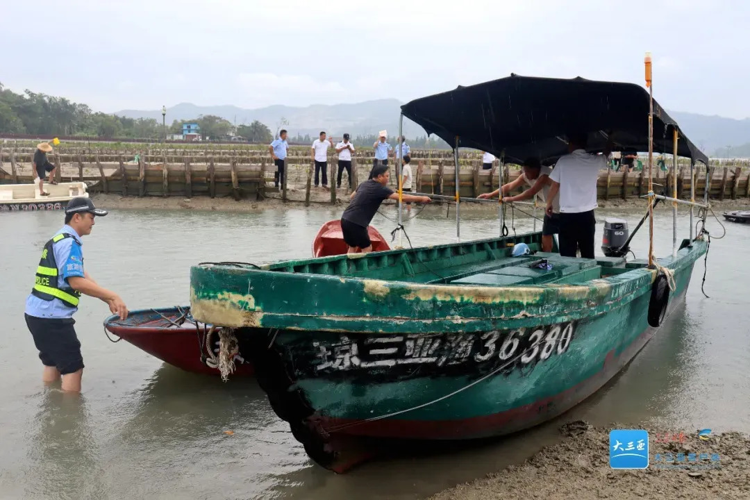 红树林保护区成“赶海乐园”，三亚：传唤5名负责人接受调查