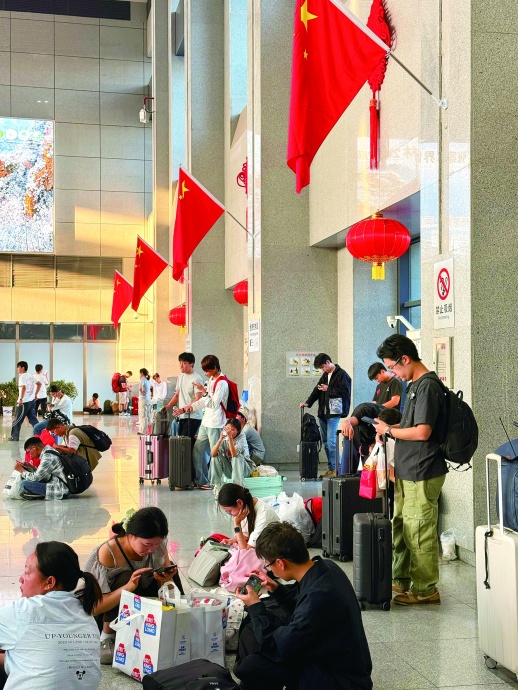国庆假期湖南接待游客3321.5万人次 长沙跻身全国热门城市前十