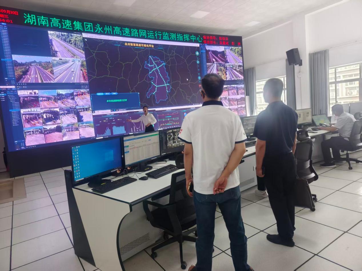 永州市圆满完成国庆假期高速公路疏堵保畅工作