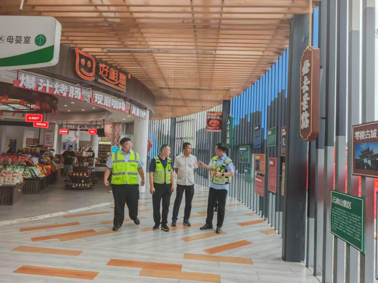 永州市圆满完成国庆假期高速公路疏堵保畅工作
