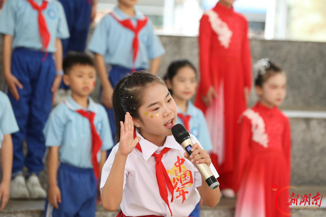 童声入云端，湘疆少年异地共抒爱国情