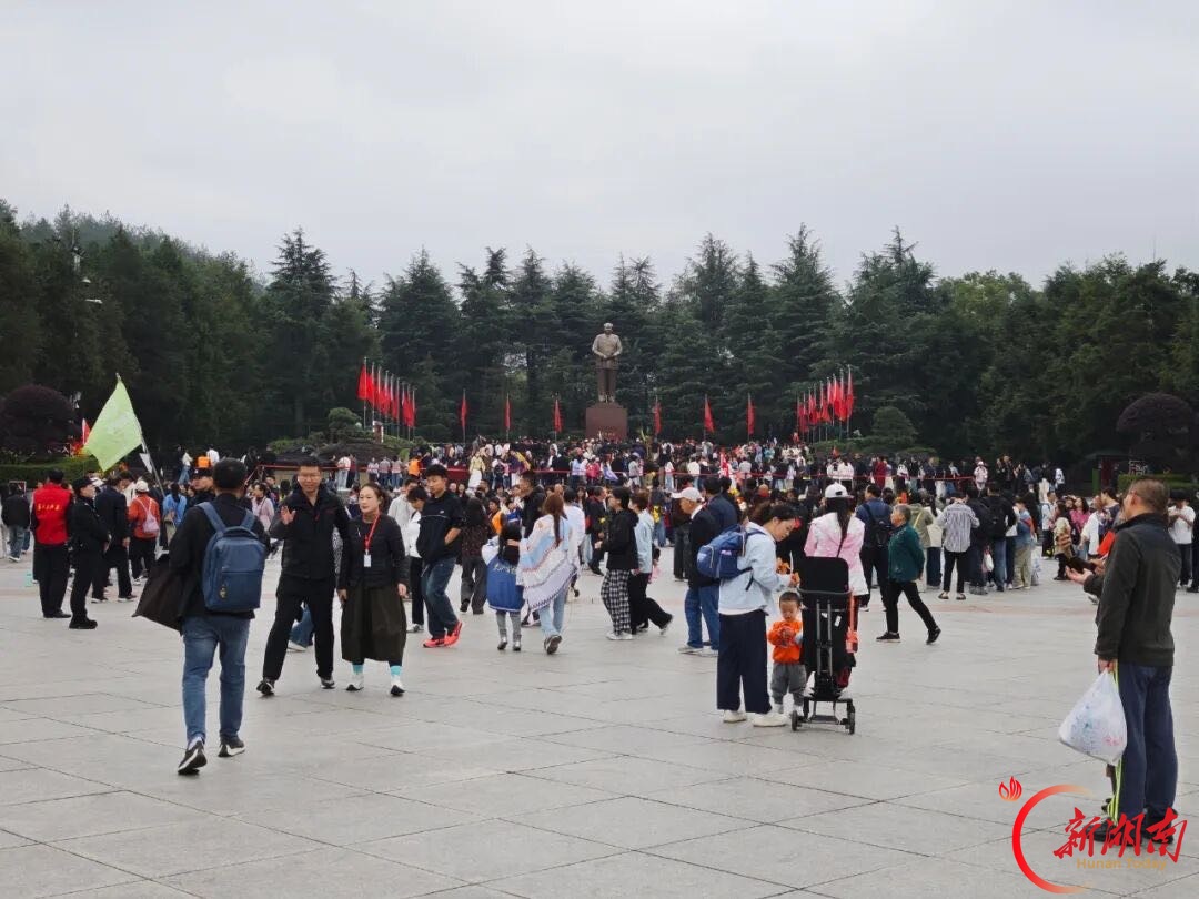 今年国庆，韶山全市接待游客52.53万人次