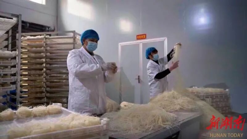 “切一刀”还是“一刀切”？——一碗米粉引发治理之问