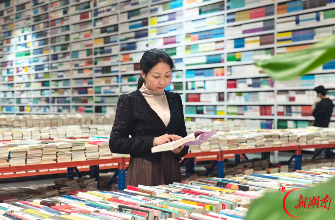 争做一名灵魂有香气的班主任——舒怀老师和2503班的故事 