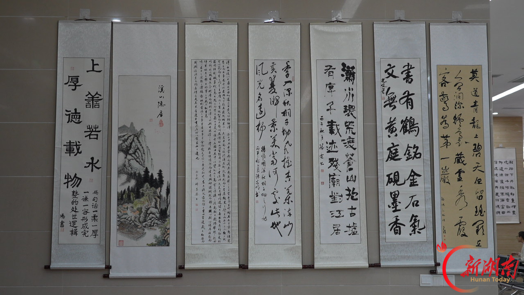双牌县举办“庆祝中华人民共和国成立七十七周年”书画展