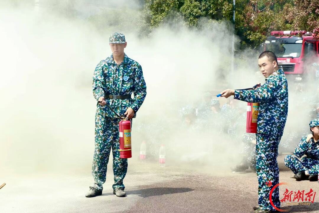 青春正步走丨防火防爆演练