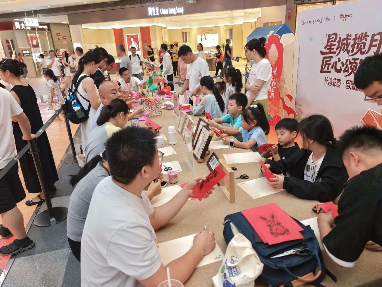 双节期间长沙非遗“多点开花” ,百场活动吸引逾12万人次