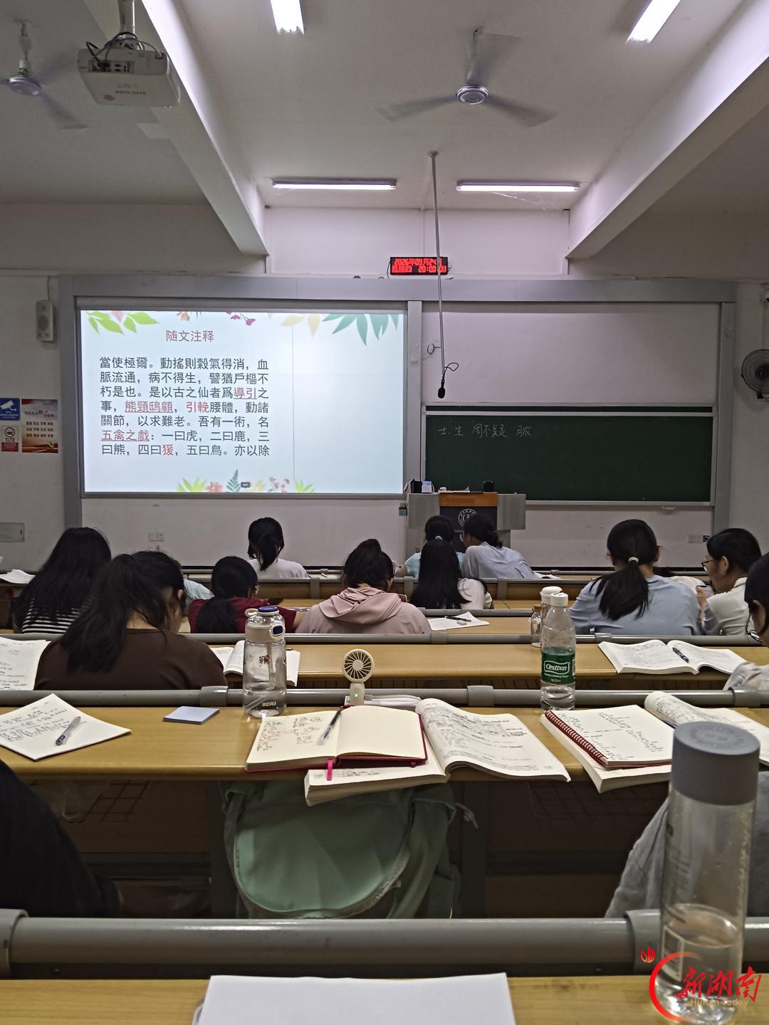 医学生·开学季｜校园暖心日常㊷学医路上，感谢你们的伸手
