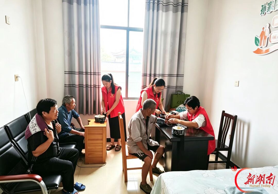 隆回县司门前镇:党建赋能阵地提质 服务点亮乡韵烟火