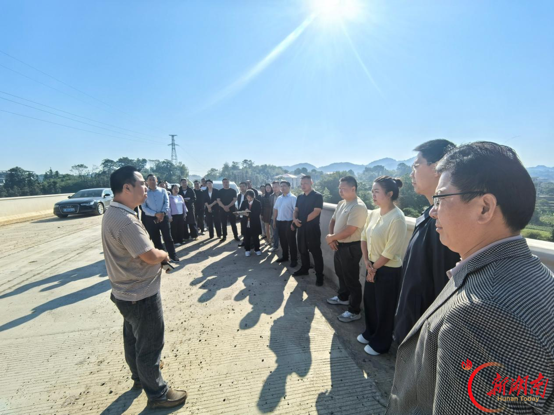 科头乡组织人大代表视察民生实事项目进展情况