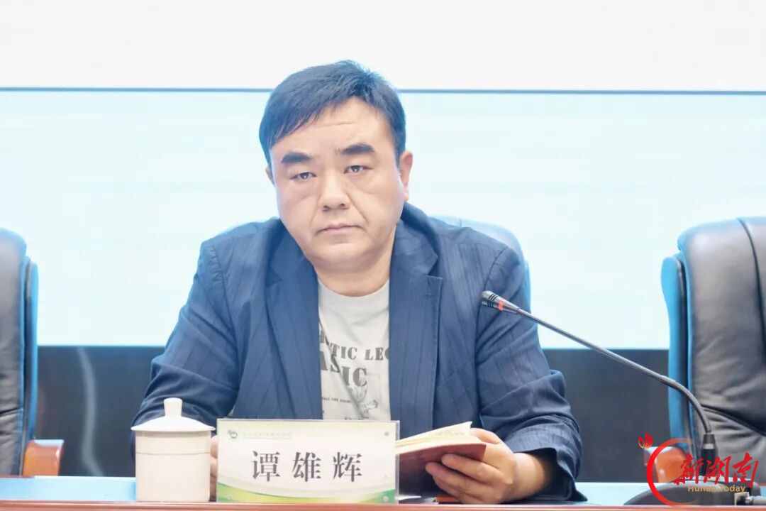 长沙市望城区明德美琪学校召开十月全体教师大会