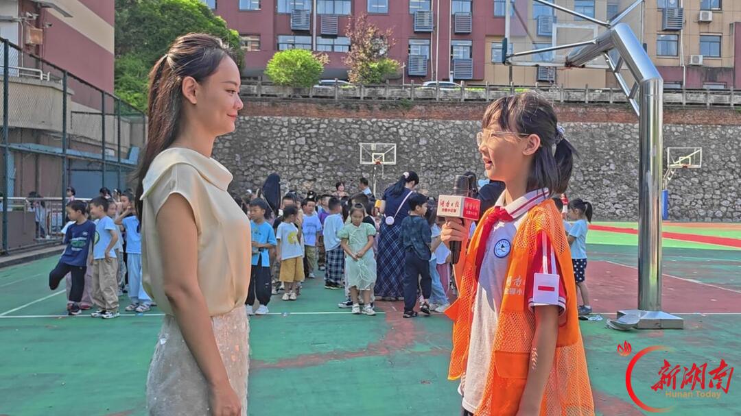 听一路花开,写一程成长——株洲市天元区建宁实验小学湖南日报全媒小记者的年度掠影