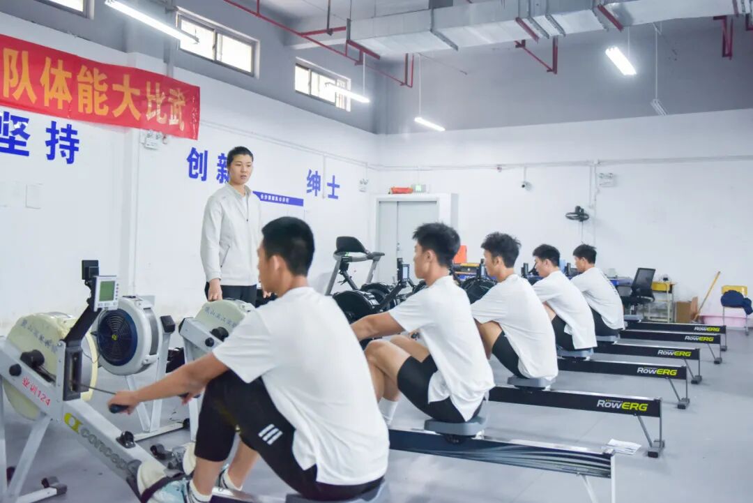 省运留声|青年教练易立琴:因一桨热爱,点亮长沙少年赛艇梦