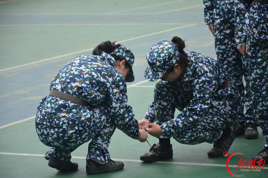青春正步走丨砺军训锋芒,赴青春山海