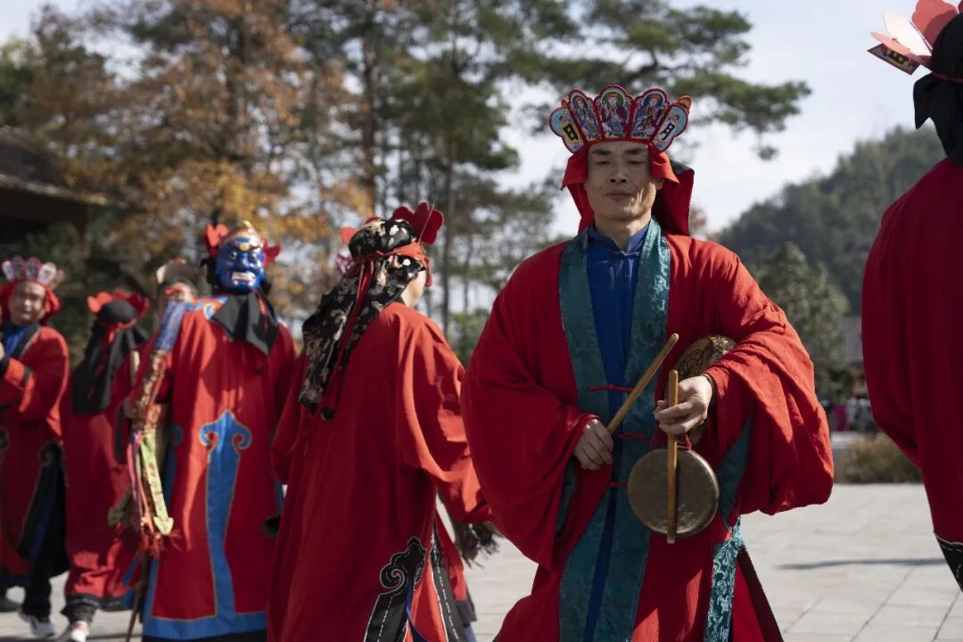 嗨“娄”，邵来了！