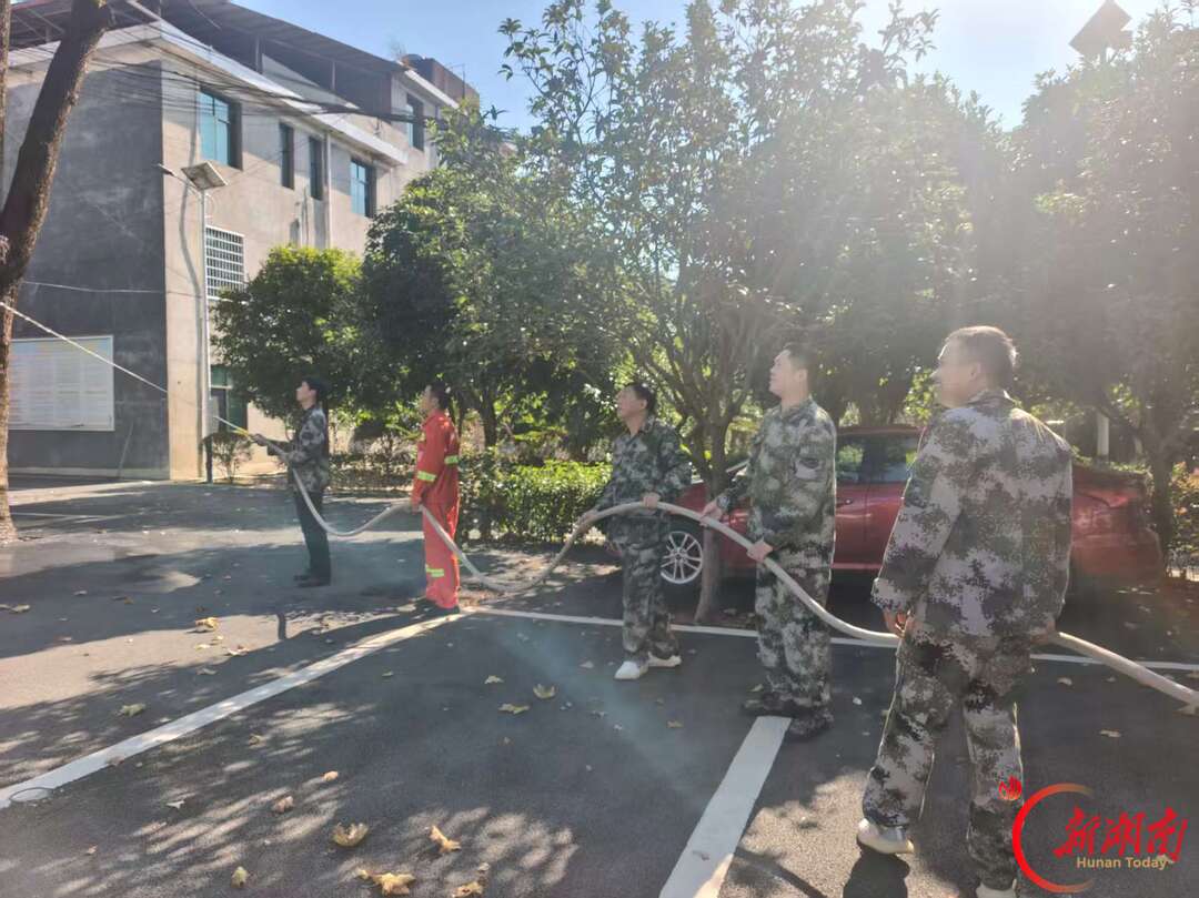 安仁县竹山乡开展森林防灭火实战演练